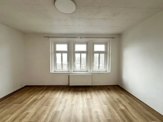 Pronájem bytu 1+1, Děčín, Podmokelská, 40 m2