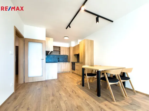 Pronájem bytu 2+kk, Opava - Předměstí, Císařského pluku, 60 m2