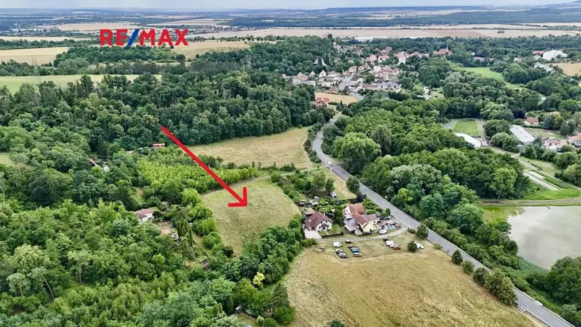 Prodej pozemku pro bydlení, Liběchov, 7548 m2
