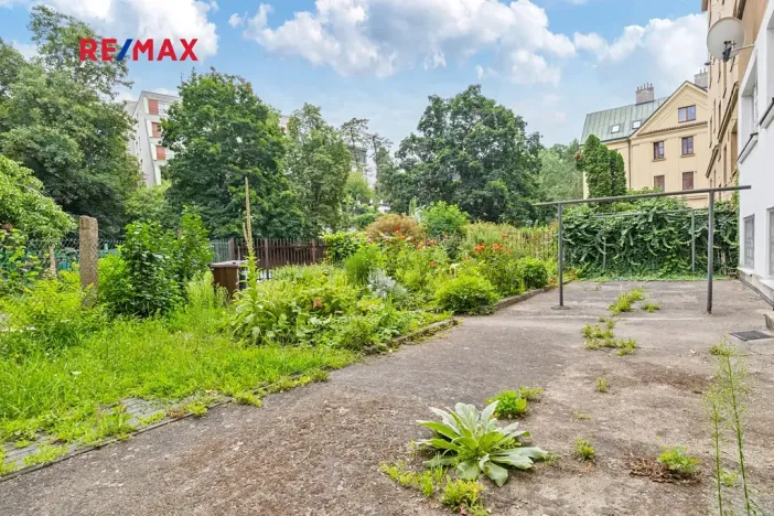 Prodej bytu 2+kk, Praha - Podolí, Podolská, 44 m2