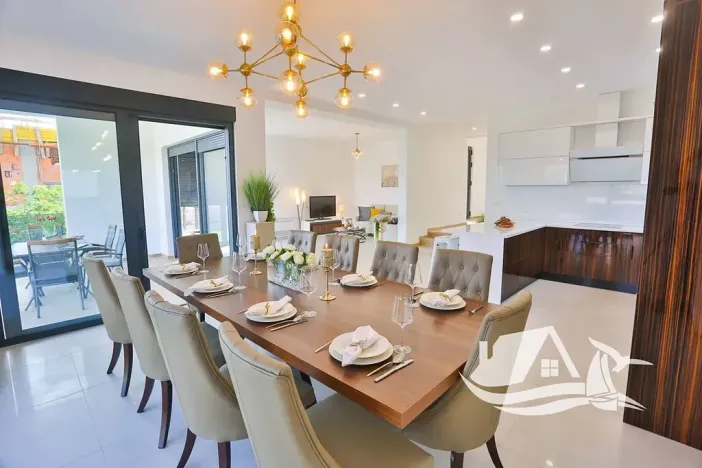 Prodej vily, Split, Chorvatsko, 300 m2