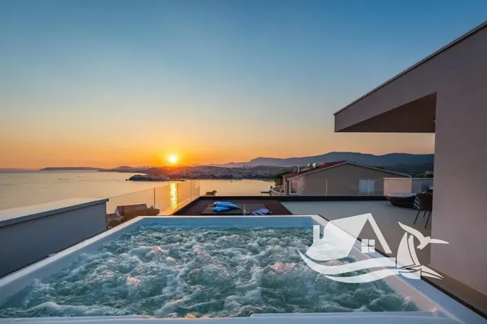 Prodej vily, Split, Chorvatsko, 390 m2