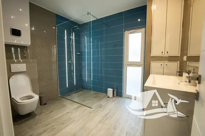 Prodej vily, Podstrana, Chorvatsko, 220 m2