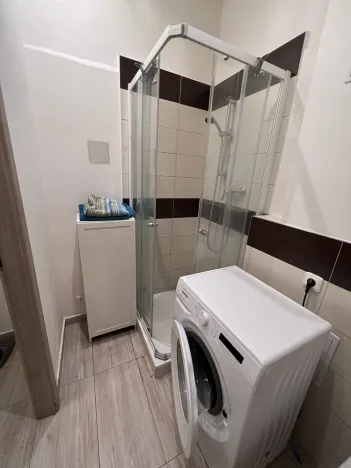 Pronájem bytu 2+1, Praha - Libeň, Novákových, 45 m2