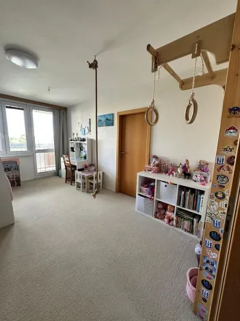 Prodej bytu 3+1, Pardubice - Polabiny, kpt. Bartoše, 78 m2