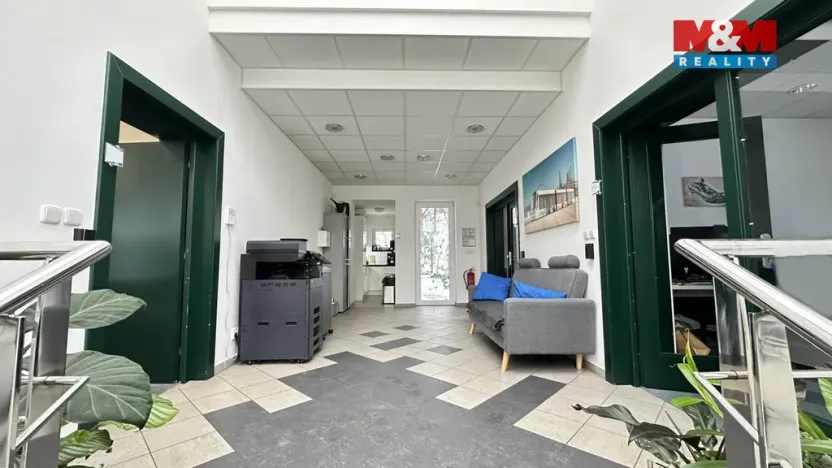 Pronájem kanceláře, Mladá Boleslav, Koněvova, 405 m2