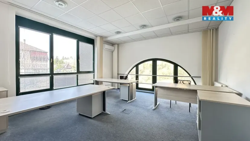 Pronájem kanceláře, Mladá Boleslav, Koněvova, 405 m2