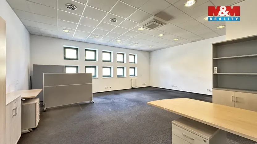 Pronájem kanceláře, Mladá Boleslav, Koněvova, 405 m2
