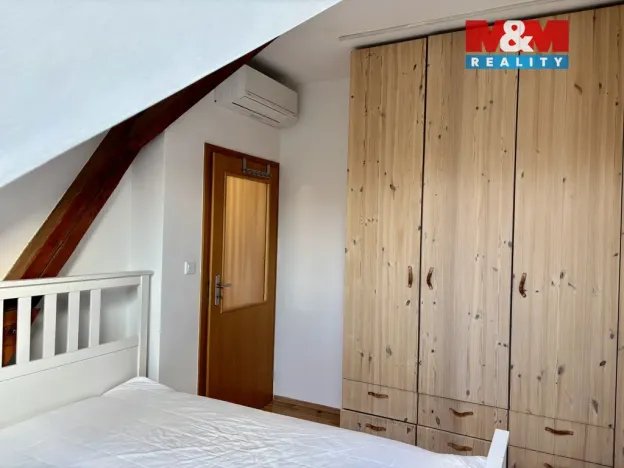 Pronájem bytu 2+kk, Praha - Bubeneč, Terronská, 70 m2