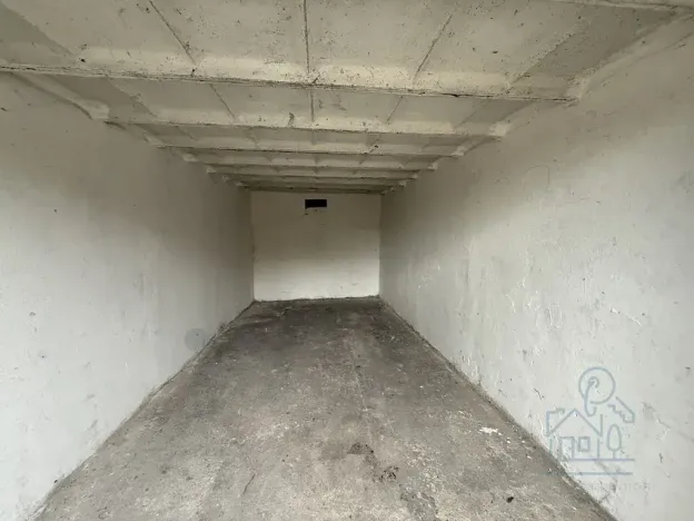 Prodej garáže, Praha - Vršovice, 18 m2