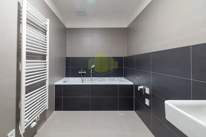 Pronájem bytu 2+kk, Olomouc, Šantova, 68 m2