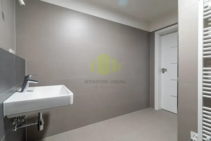 Pronájem bytu 2+kk, Olomouc, Šantova, 68 m2