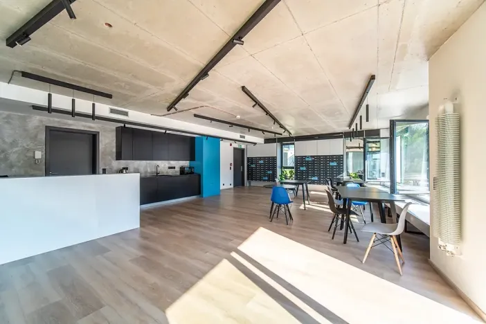 Pronájem bytu 1+kk, Praha - Hostivař, Nurmiho, 42 m2