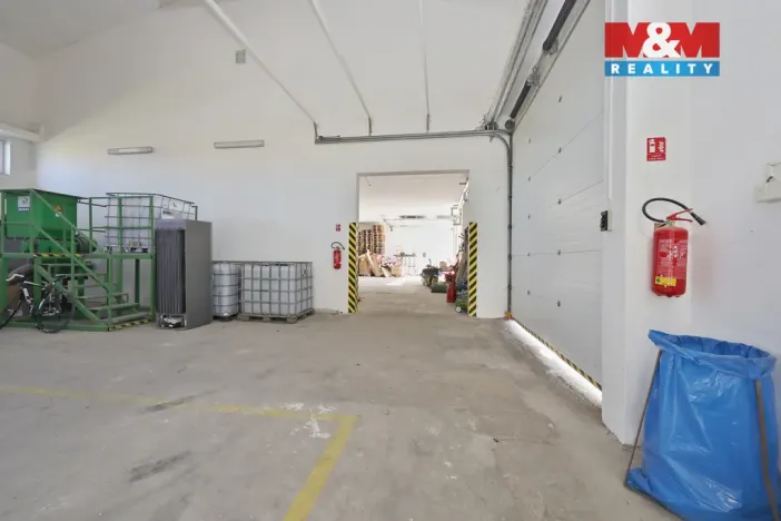 Prodej obchodního prostoru, Zbraslavice, 1381 m2