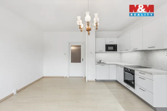 Prodej bytu 2+kk, Praha - Modřany, Urbánkova, 44 m2