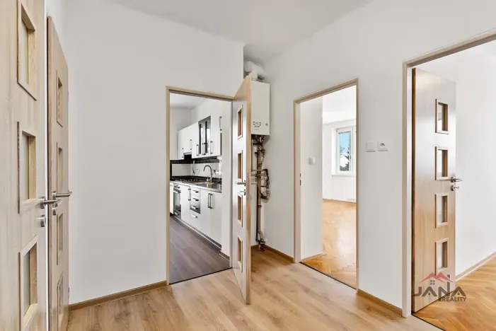 Prodej bytu 3+1, Ohrazenice, 74 m2