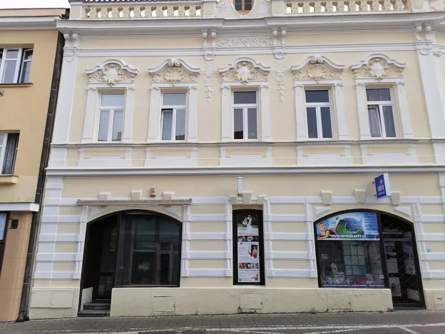 Pronájem obchodního prostoru, Kladno, Váňova, 35 m2