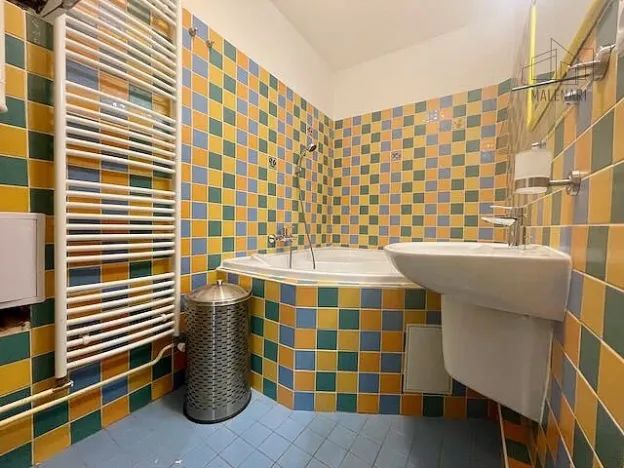 Pronájem bytu 2+kk, Praha - Žižkov, Radhošťská, 81 m2