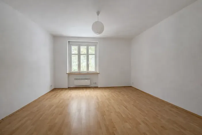 Pronájem bytu 1+1, Karlovy Vary, Kollárova, 39 m2