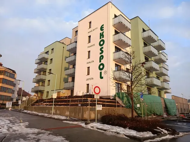 Pronájem bytu 2+kk, Praha - Strašnice, Strančická, 44 m2