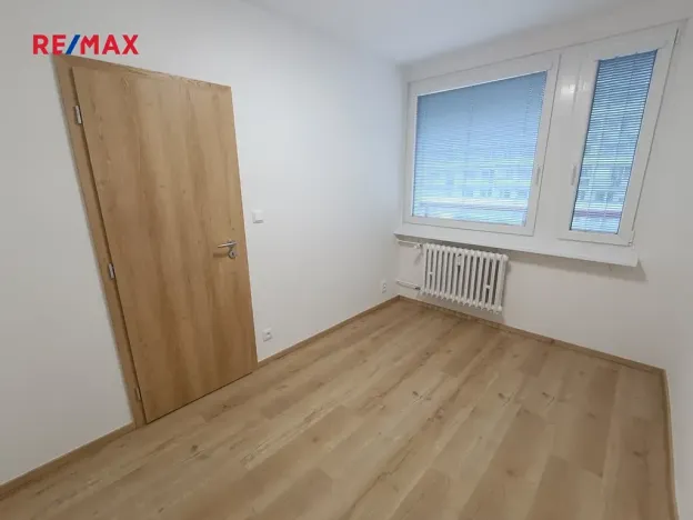 Pronájem bytu 3+kk, Praha - Vršovice, Taškentská, 57 m2