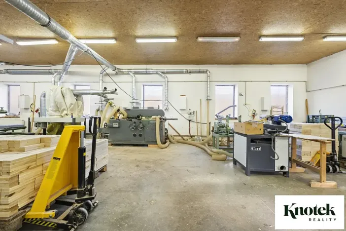 Pronájem výrobních prostor, Račice-Pístovice, 479 m2