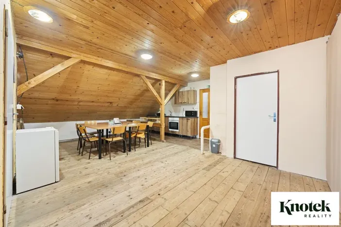 Pronájem výrobních prostor, Račice-Pístovice, 479 m2