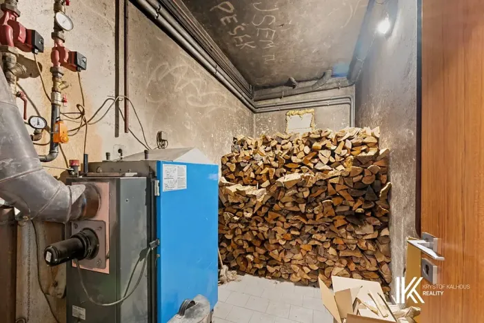 Prodej obchodního prostoru, Pardubice, Přeloučská, 779 m2