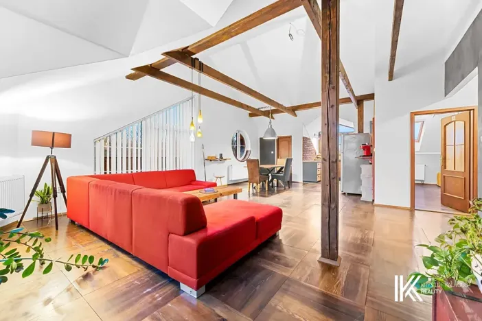 Prodej kanceláře, Pardubice, Přeloučská, 779 m2