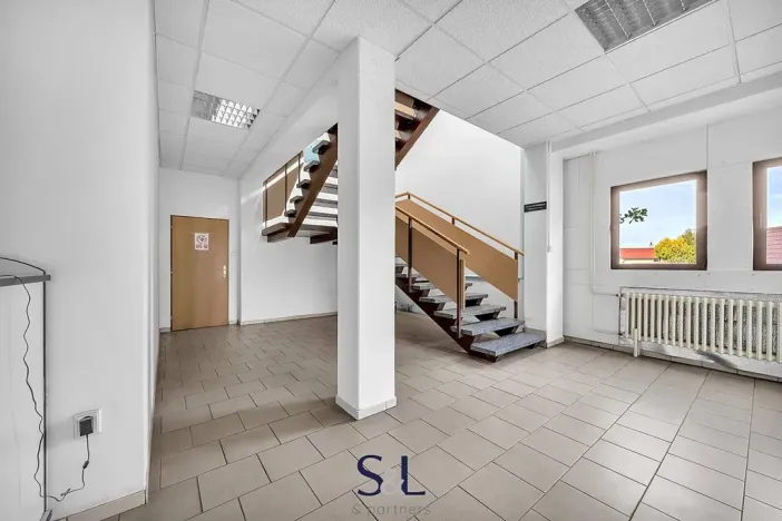 Prodej výrobních prostor, Turnov, Hruborohozecká, 2500 m2