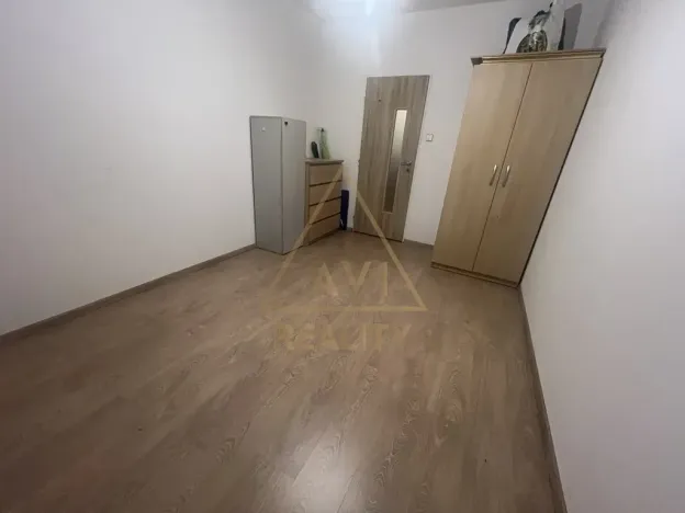 Pronájem bytu 2+kk, Praha - Žižkov, Na Jarově, 42 m2
