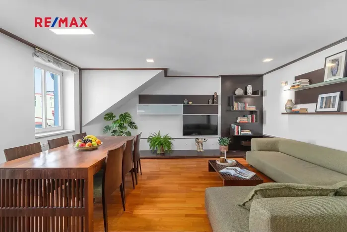 Prodej bytu 3+kk, Praha - Holešovice, Dobrovského, 107 m2