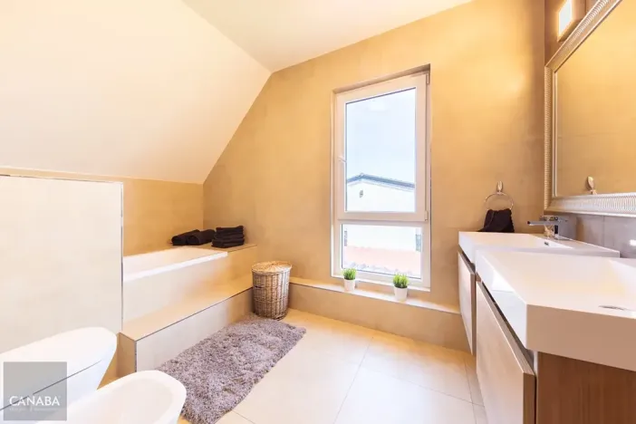 Prodej rodinného domu, Lešany, 132 m2