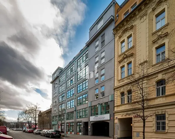 Pronájem kanceláře, Praha - Holešovice, Na Maninách, 360 m2