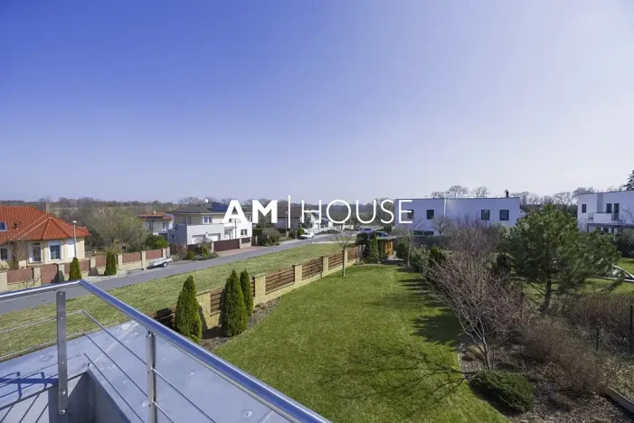 Prodej rodinného domu, Praha - Pitkovice, Křemenáčová, 330 m2