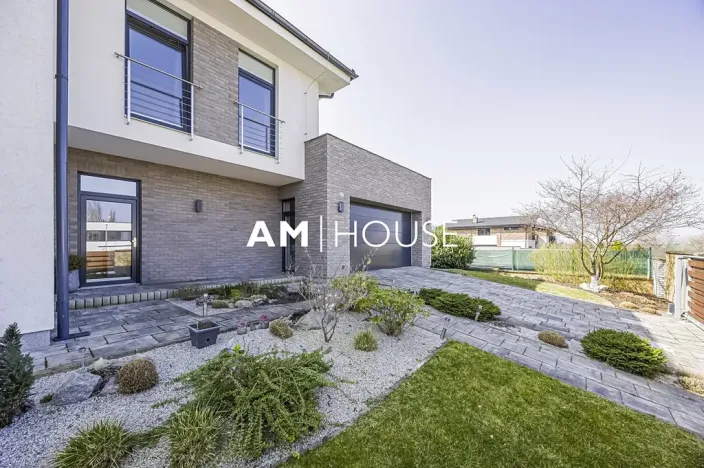 Prodej rodinného domu, Praha - Pitkovice, Křemenáčová, 330 m2