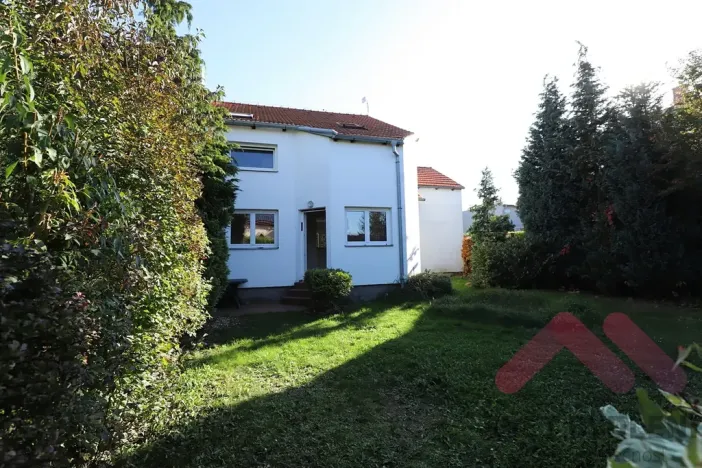 Pronájem rodinného domu, Vestec, Na Suchých, 142 m2