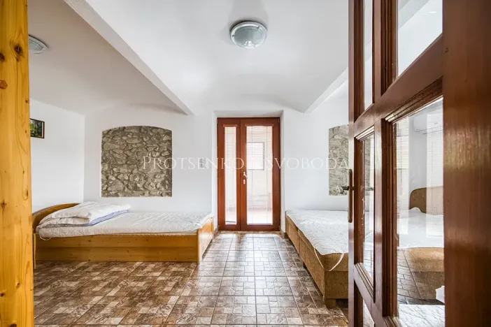 Prodej ubytování, Nová Pec, 330 m2