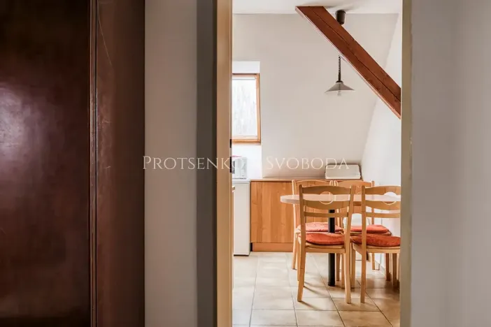 Prodej apartmánu, Nová Pec, 330 m2