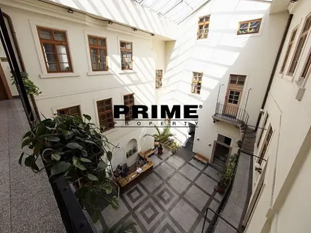 Pronájem kanceláře, Praha - Staré Město, Husova, 167 m2