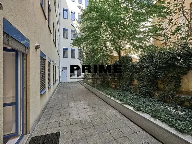 Pronájem kanceláře, Praha - Nové Město, Klimentská, 132 m2