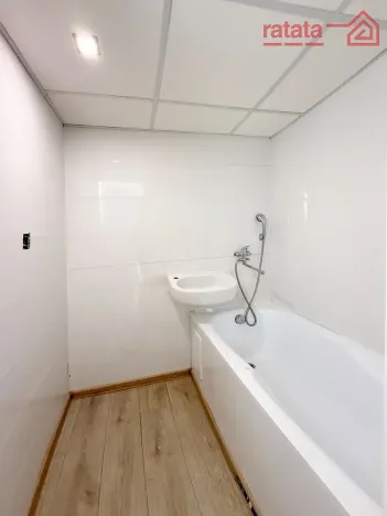 Pronájem bytu 4+1, Chomutov, Kamenná, 76 m2