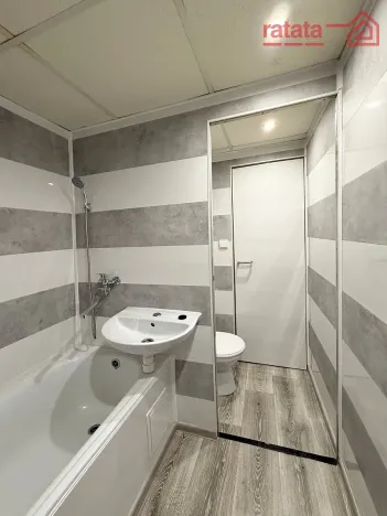 Pronájem bytu 2+1, Chomutov, Dřínovská, 62 m2