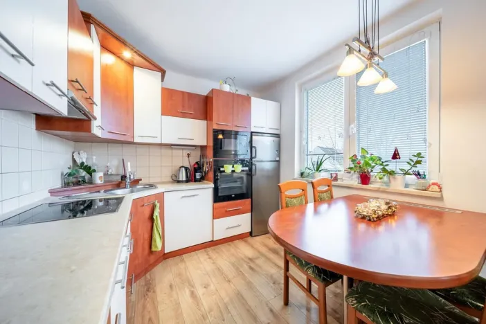 Prodej bytu 3+1, Lásenice, 60 m2