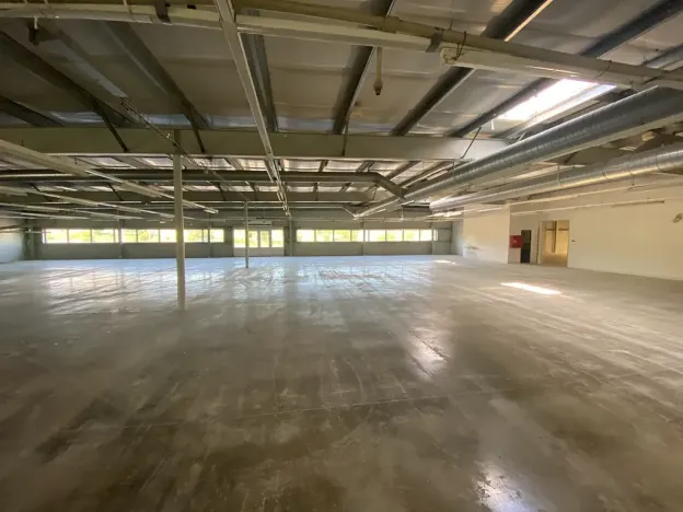 Prodej výrobních prostor, Cheb, 2435 m2