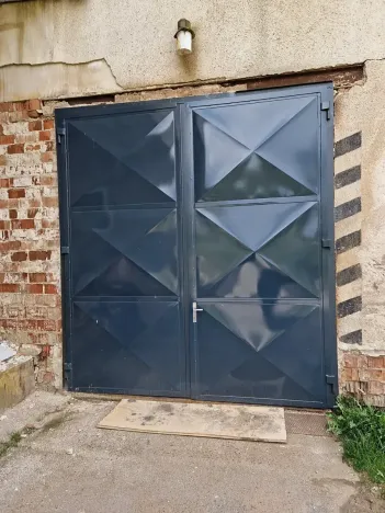 Pronájem výrobních prostor, Jihlava, 923 m2