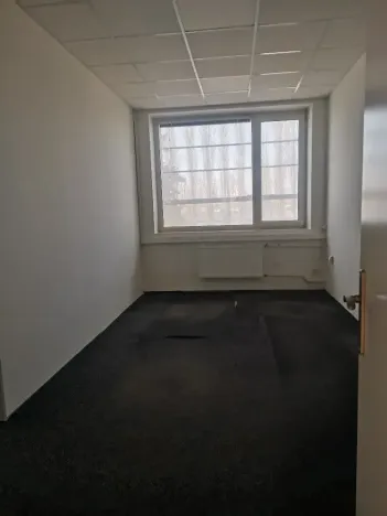 Pronájem obchodního prostoru, Hradec Králové, Vážní, 17 m2