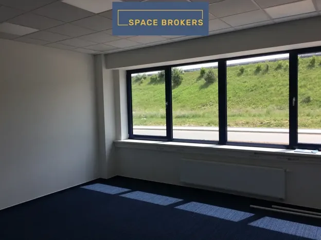 Pronájem skladu, Stříbro, 18000 m2