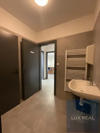 Pronájem kanceláře, Brno, Úlehlova, 110 m2