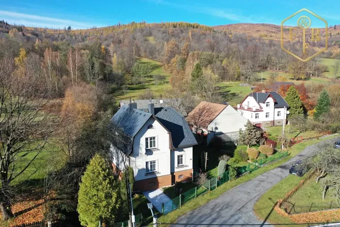 Prodej rodinného domu, Petrovice, 246 m2